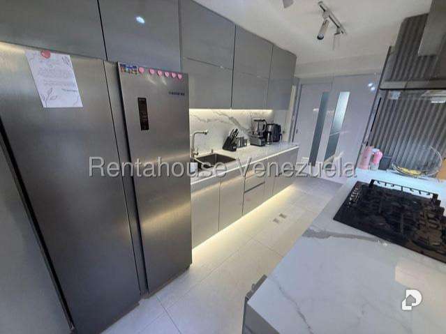 Apartamento en El Cigarral, Caracas – 3