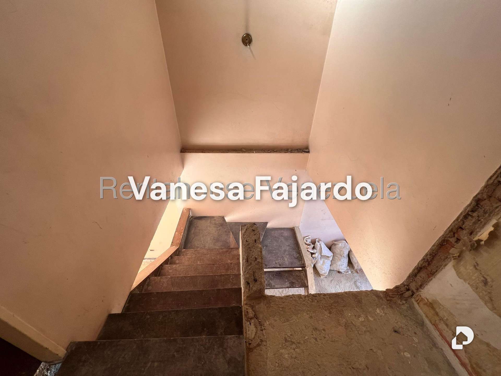 Casa en Los Palos Grandes, Caracas – 8