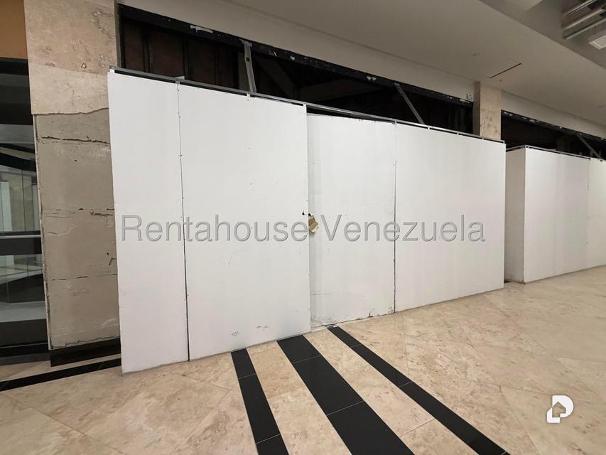 Local comercial en Cerro Verde, Caracas – 2
