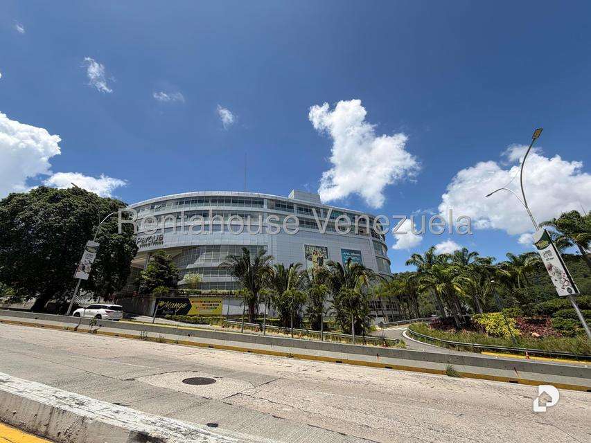 Local comercial en Cerro Verde, Caracas – 1