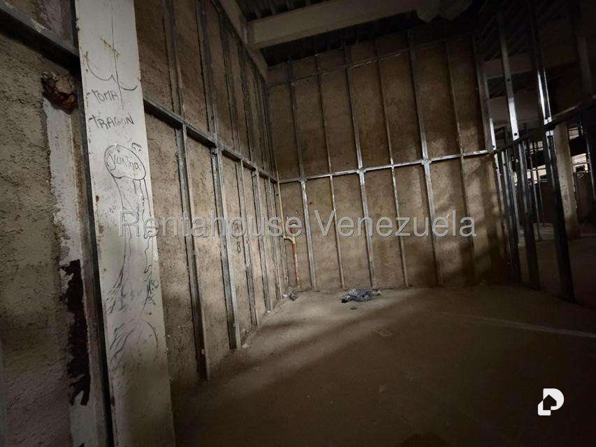 Local comercial en Cerro Verde, Caracas – 3