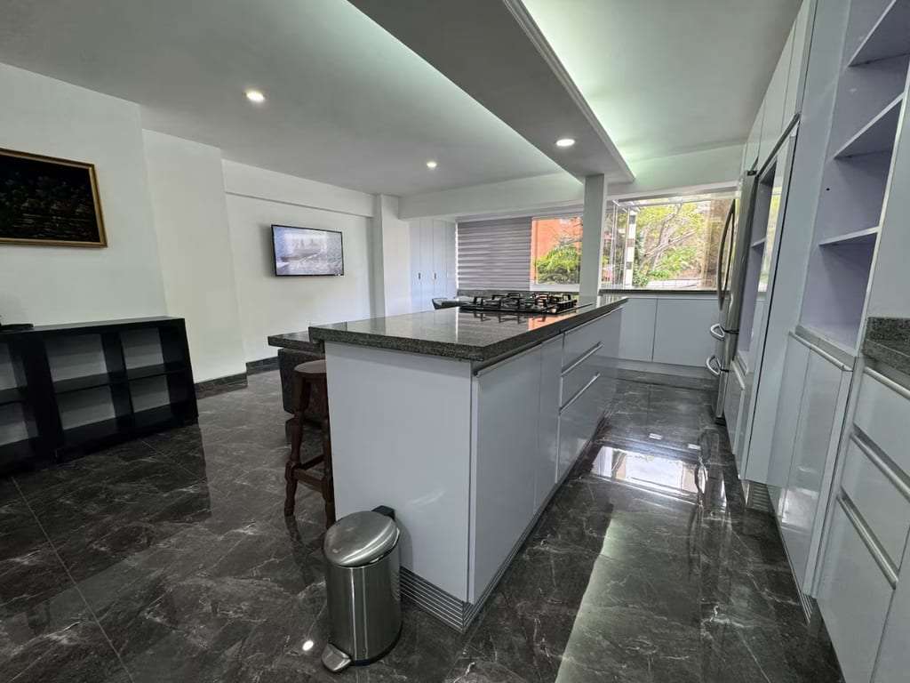 Apartamento en Santa Rosa de Lima, Caracas - 1