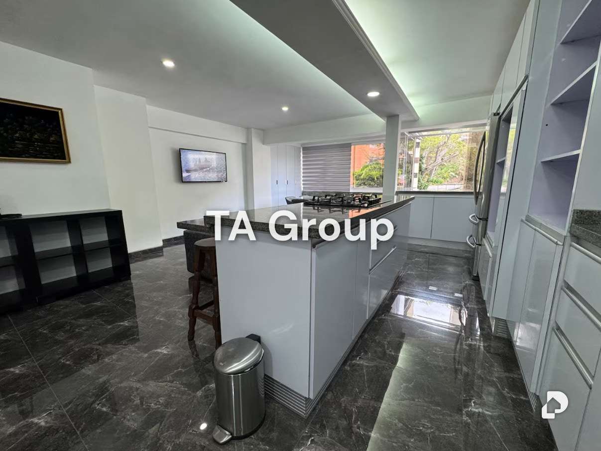 Apartamento en Santa Rosa de Lima, Caracas – 1