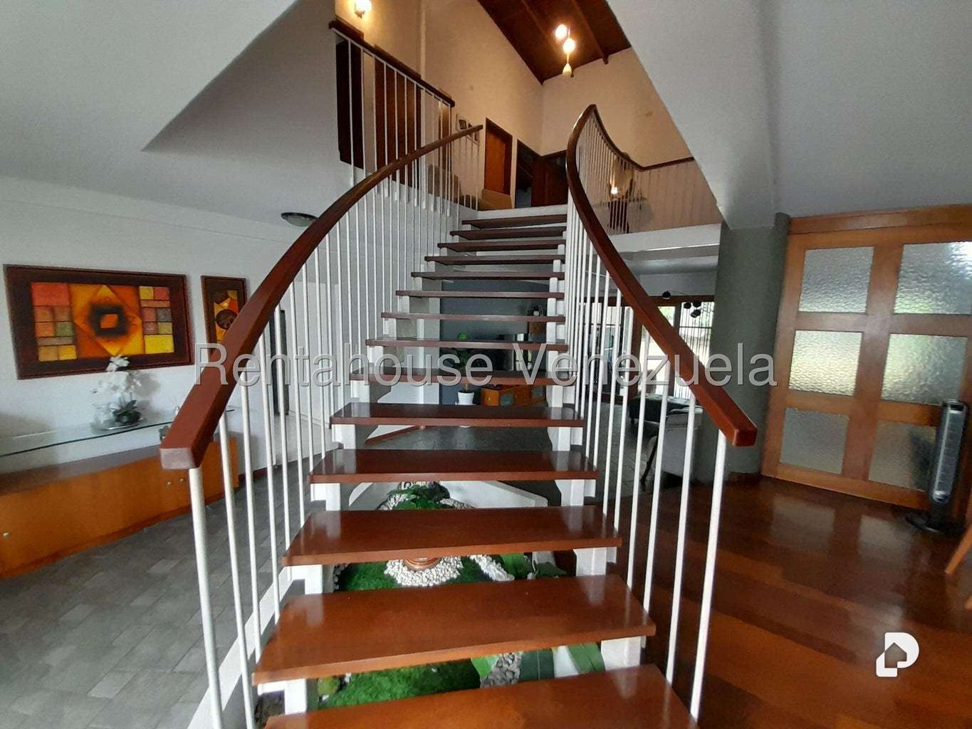 House in Colinas de Bello Monte, Caracas – 36