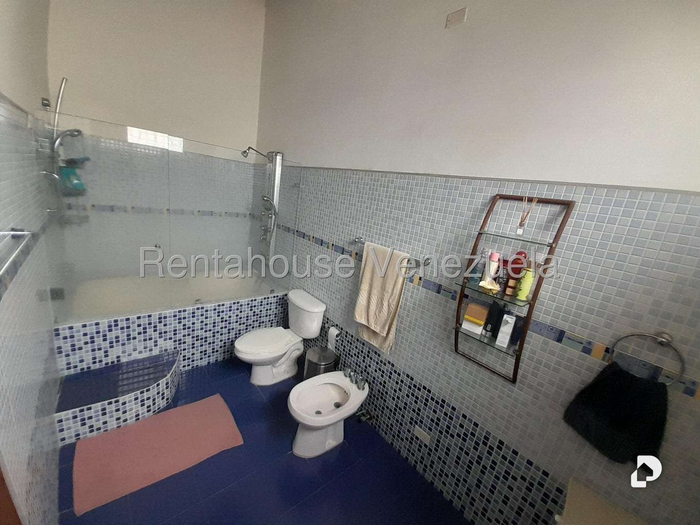 House in Colinas de Bello Monte, Caracas – 43