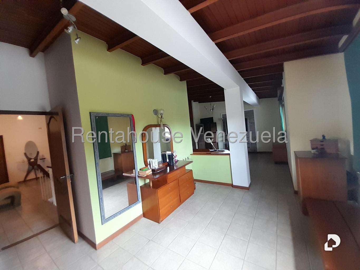 House in Colinas de Bello Monte, Caracas – 39