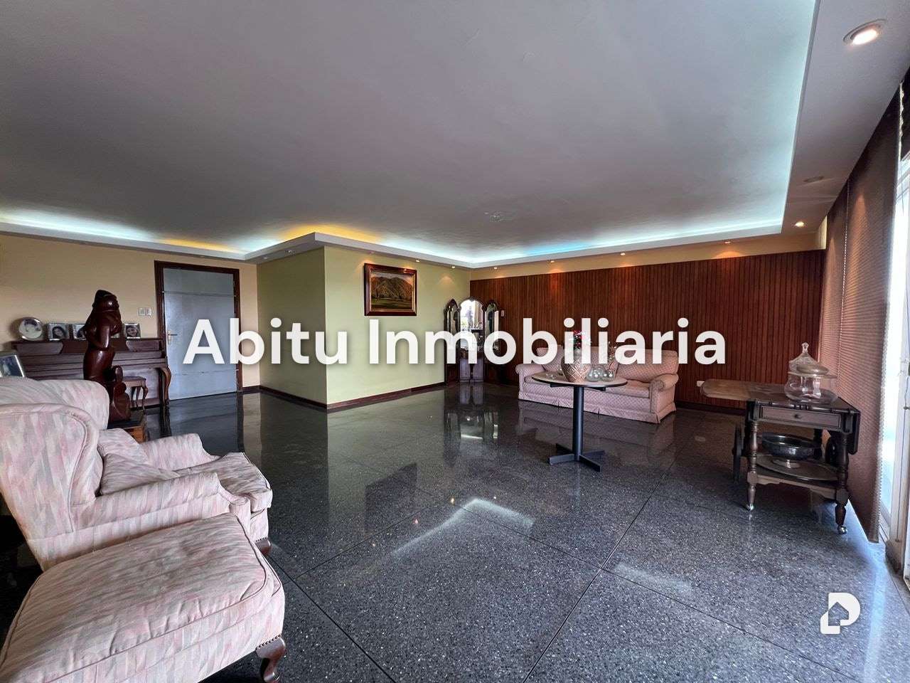 Building in Alta Florida, Caracas – 10