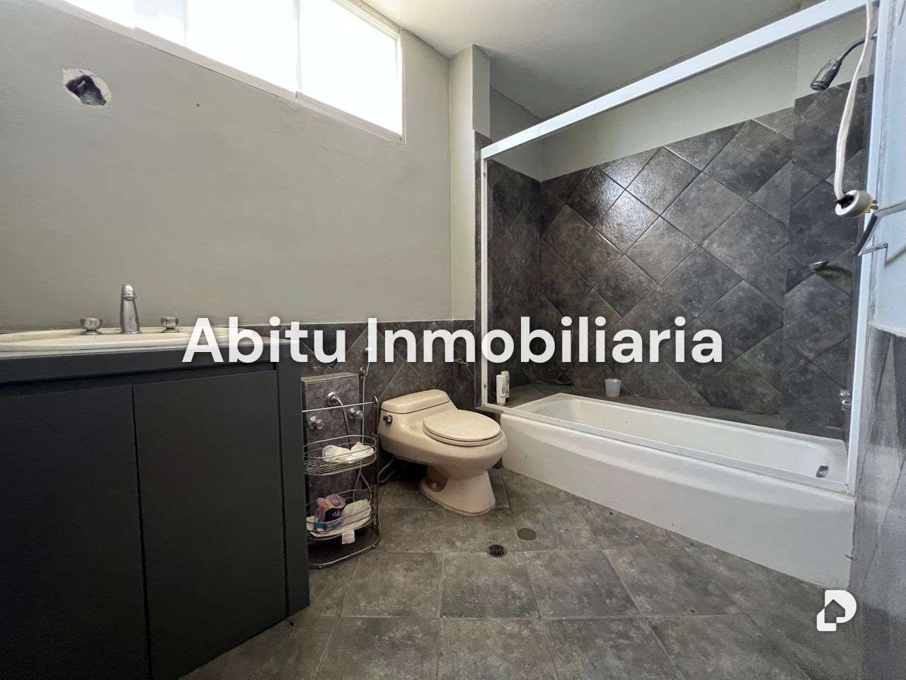 Building in Alta Florida, Caracas – 60