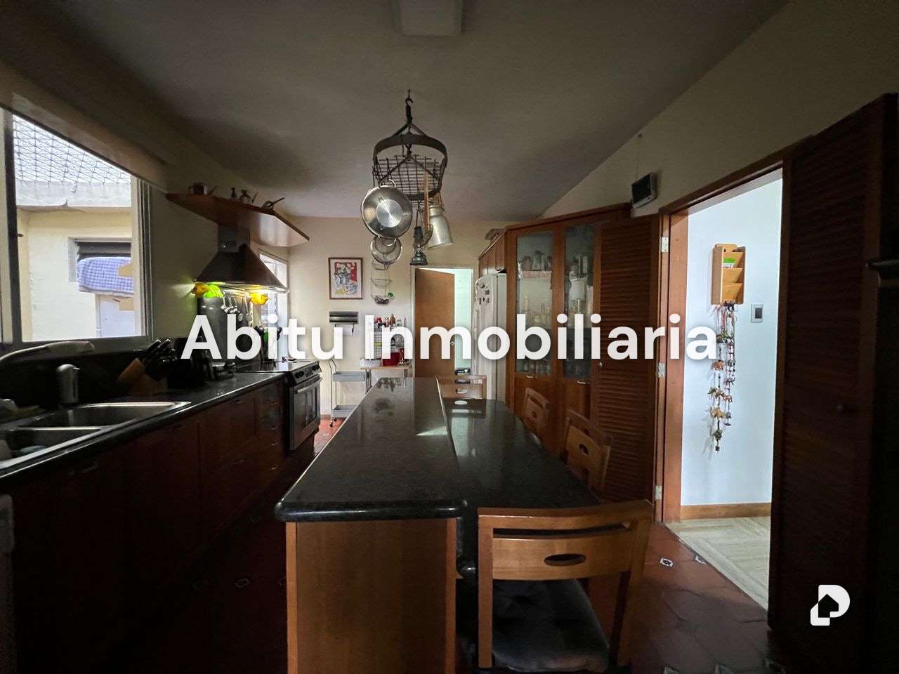 Building in Alta Florida, Caracas – 14