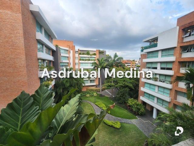 Apartamento en Campo Alegre, Caracas – 1