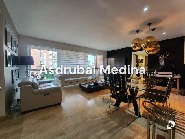 Apartamento en Campo Alegre, Caracas – 2