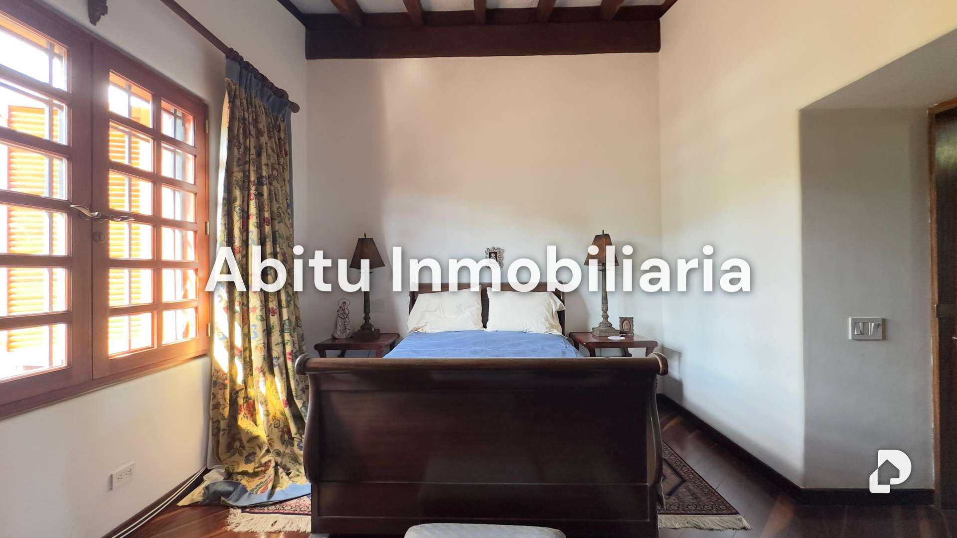House in La Lagunita, Caracas – 7