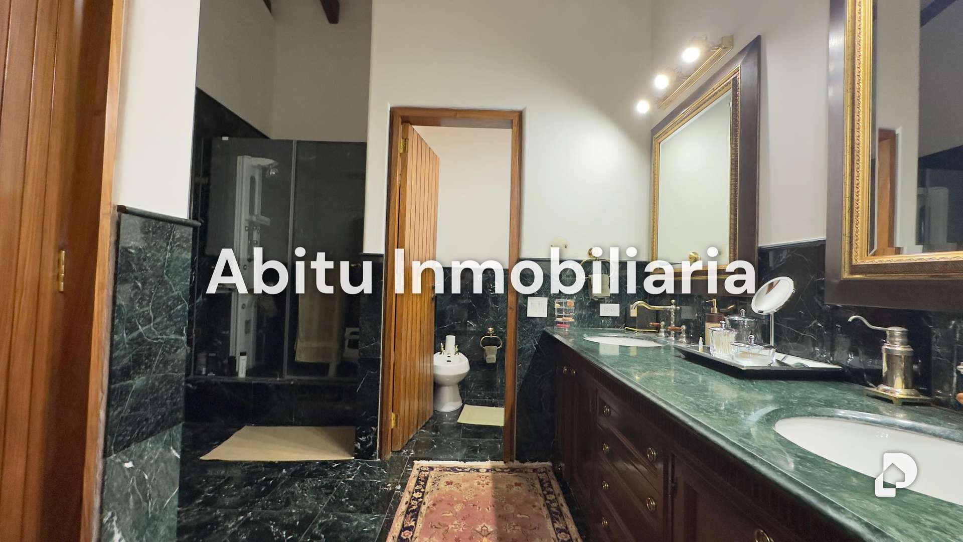House in La Lagunita, Caracas – 11