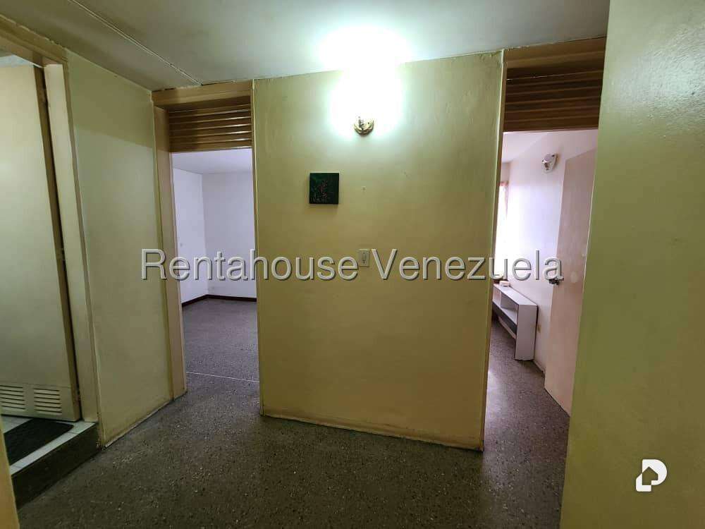 Apartamento en Caricuao, Caracas – 13