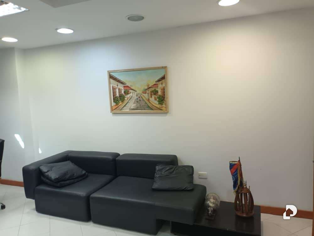 Oficina en La Viña, Valencia – 2