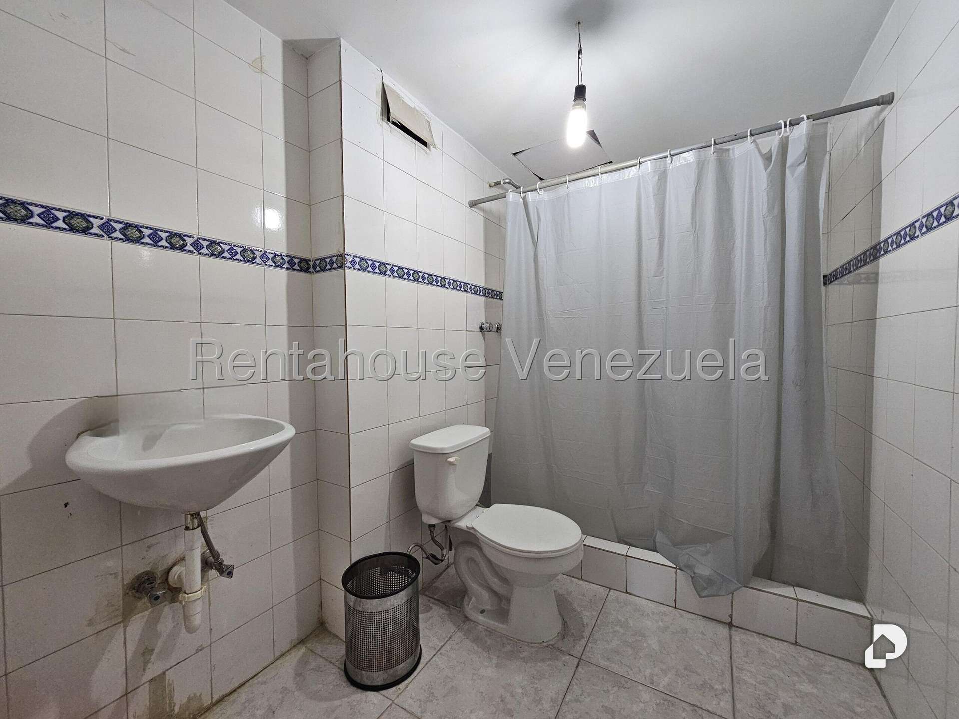 Edificio en Montecristo, Caracas – 29