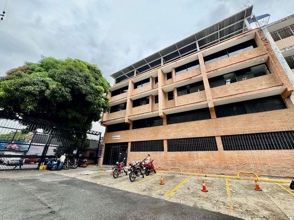 Edificio en Los Ruices, Caracas - 1