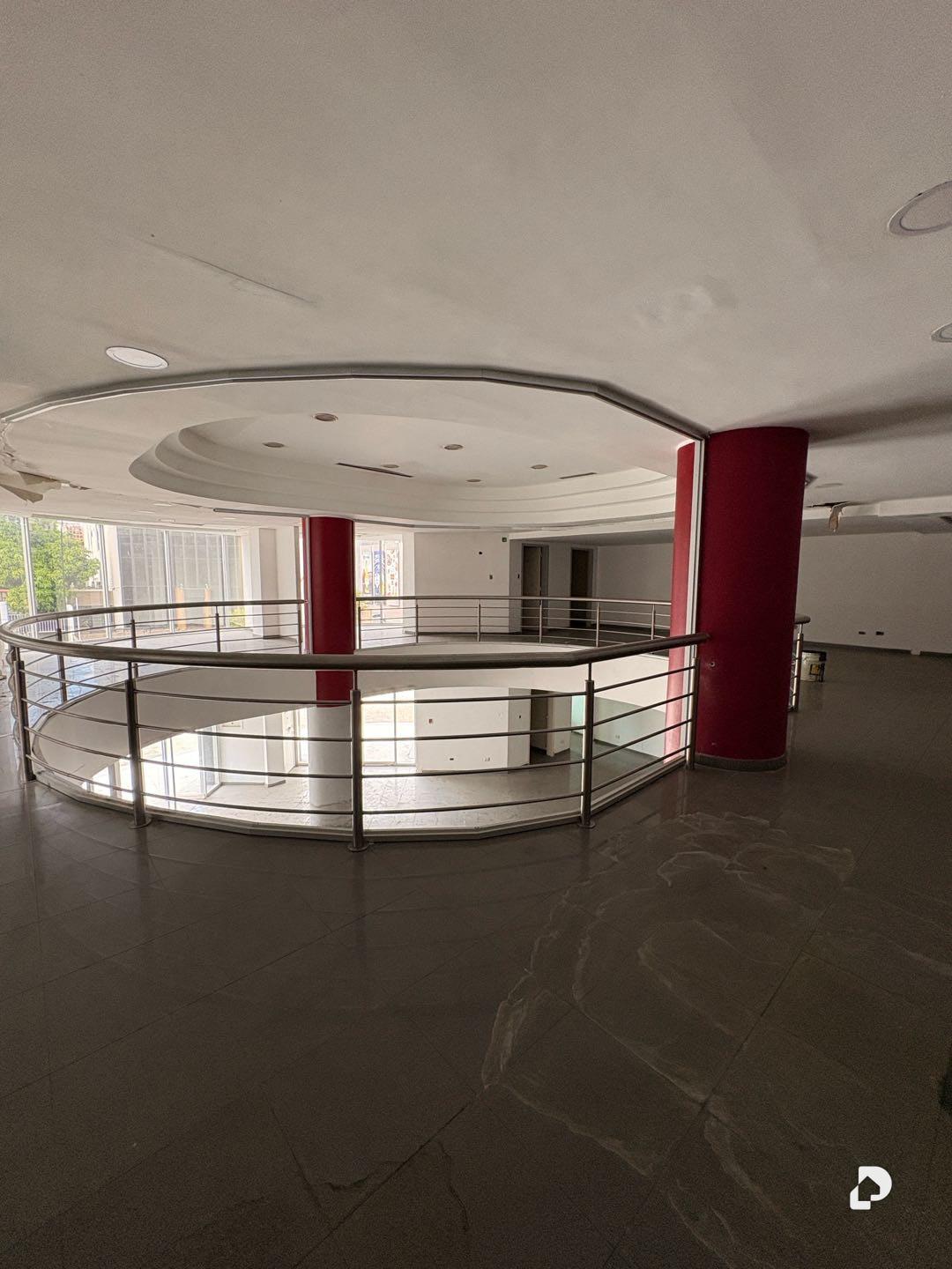 Local comercial en La Castellana, Caracas – 5