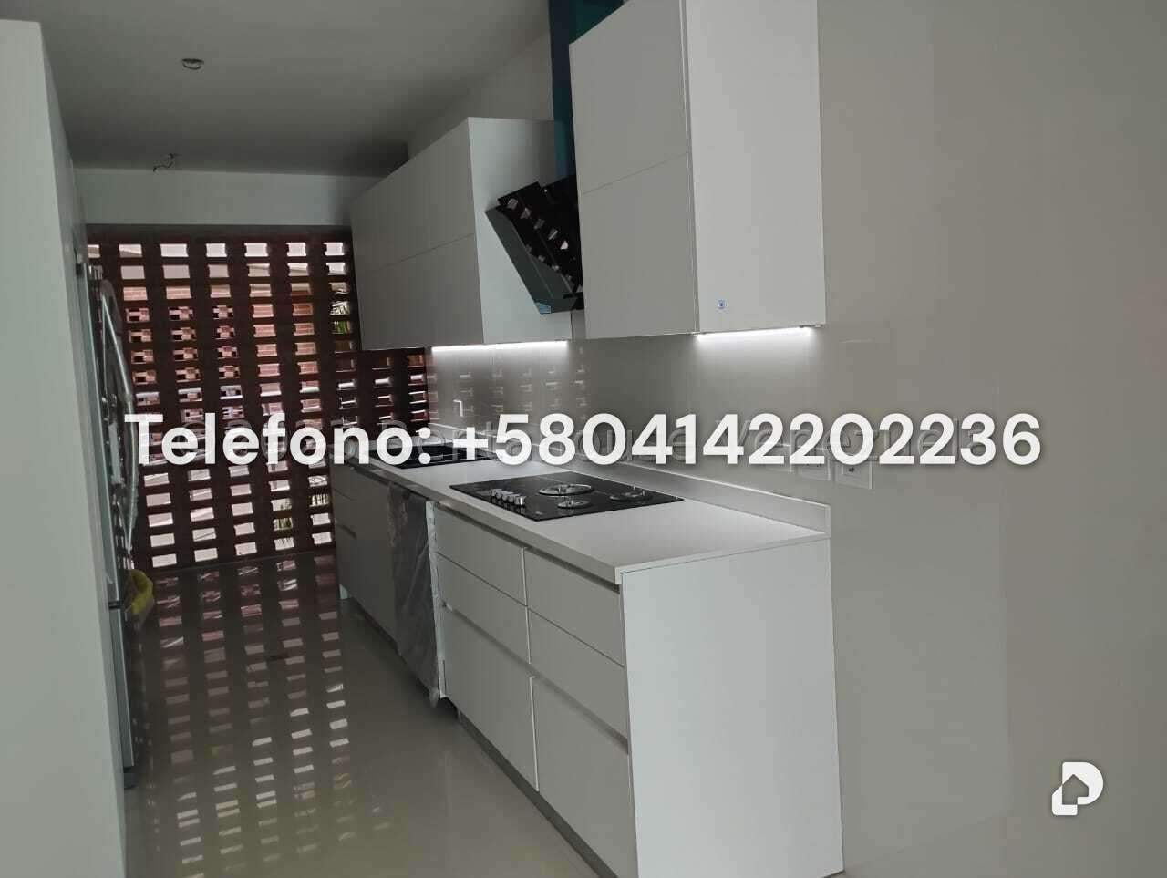 Apartamento en Lomas de Las Mercedes, Caracas – 16