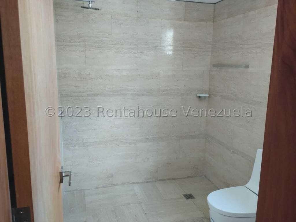 Apartamento en Lomas de Las Mercedes, Caracas