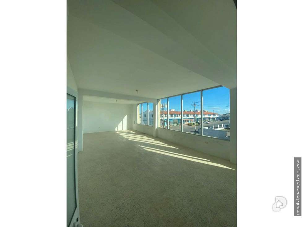 Edificio en Punto Fijo – 10
