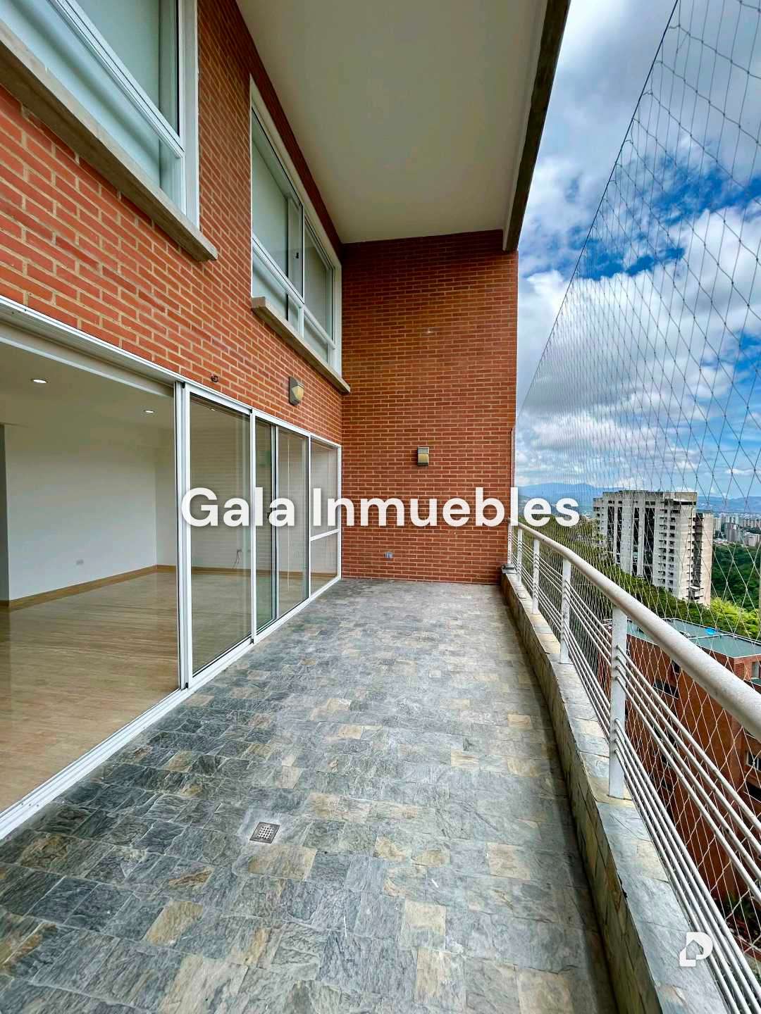 Apartamento en Alto Hatillo, Caracas – 13