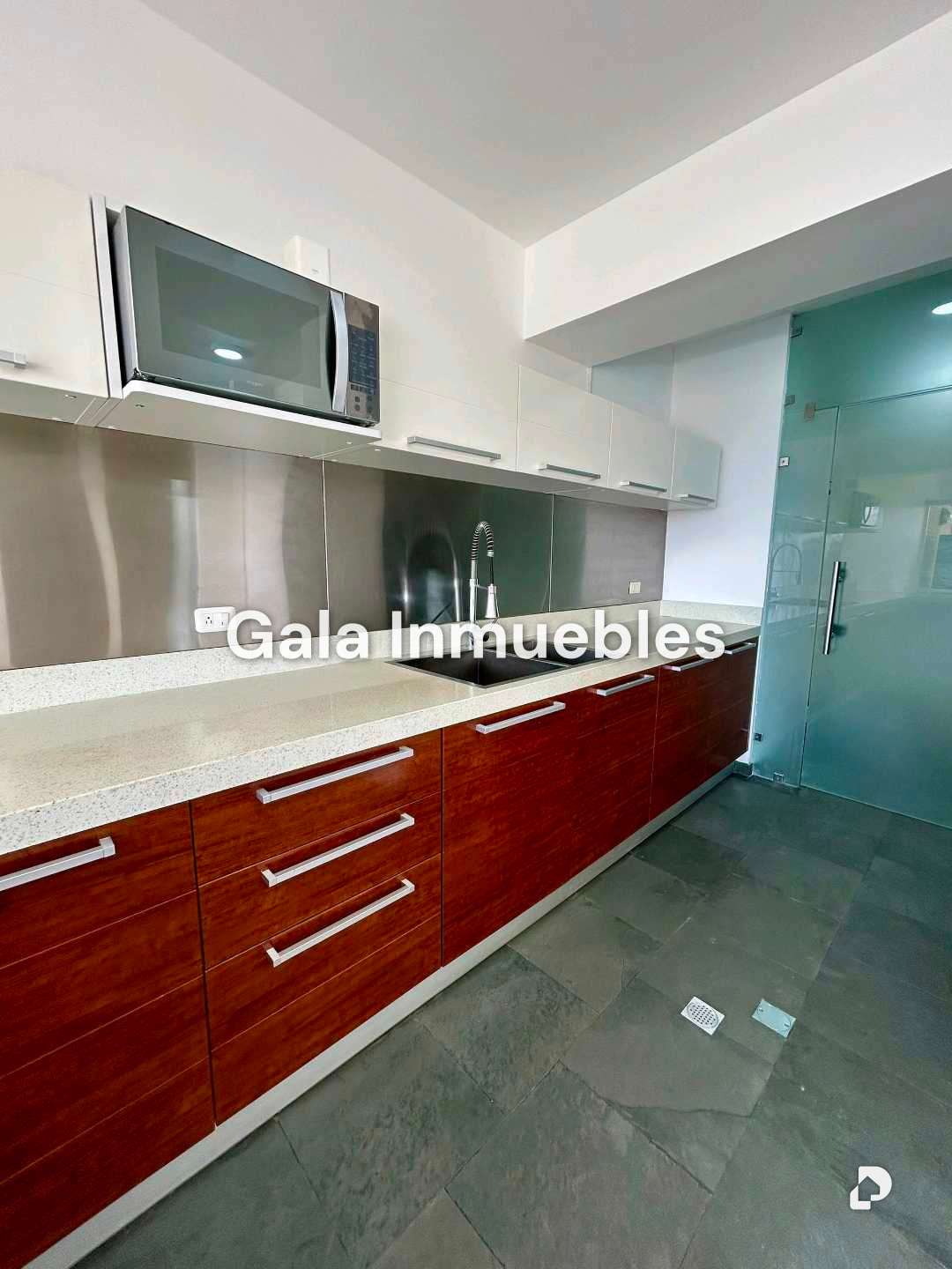 Apartamento en Alto Hatillo, Caracas – 4
