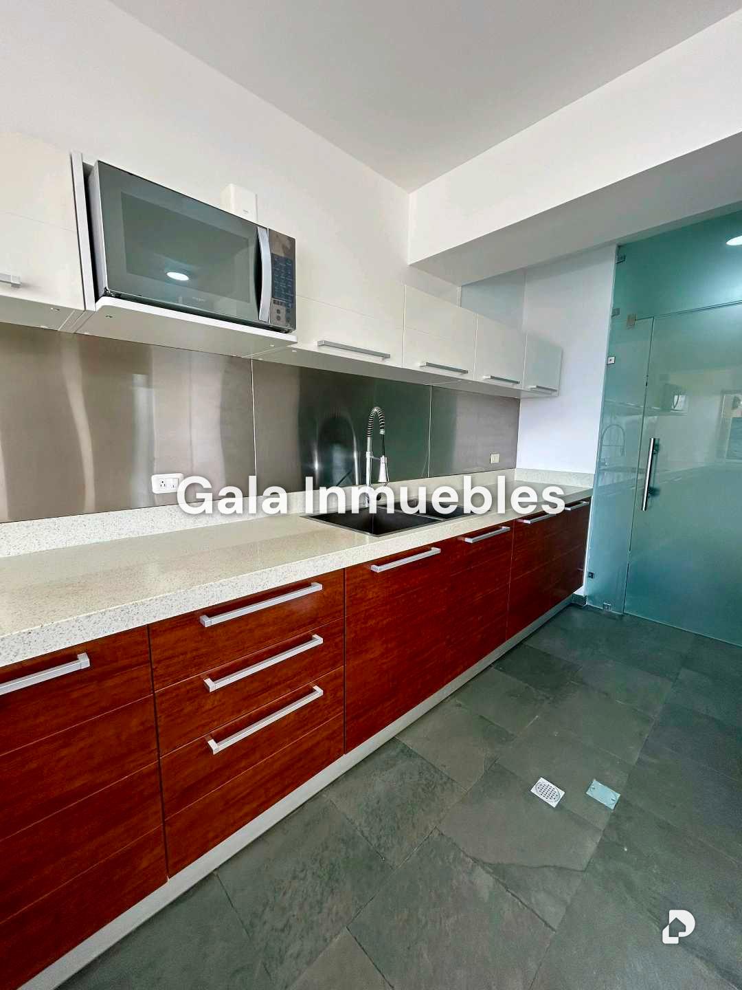 Apartamento en Alto Hatillo, Caracas – 4