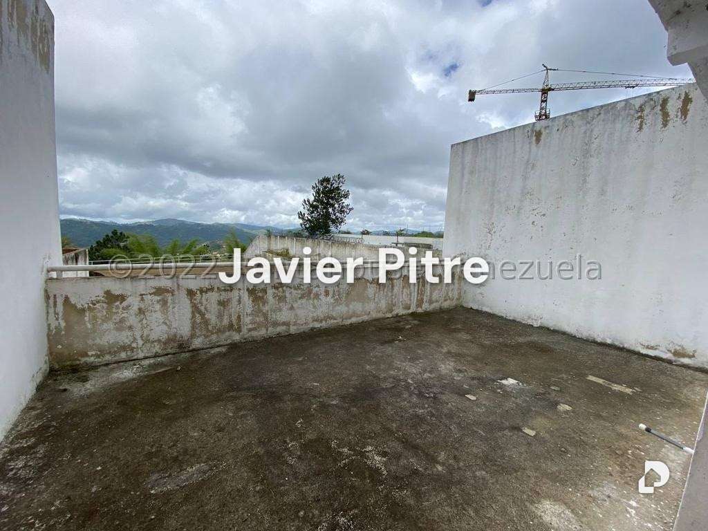 Casa en Loma Linda, Caracas – 13