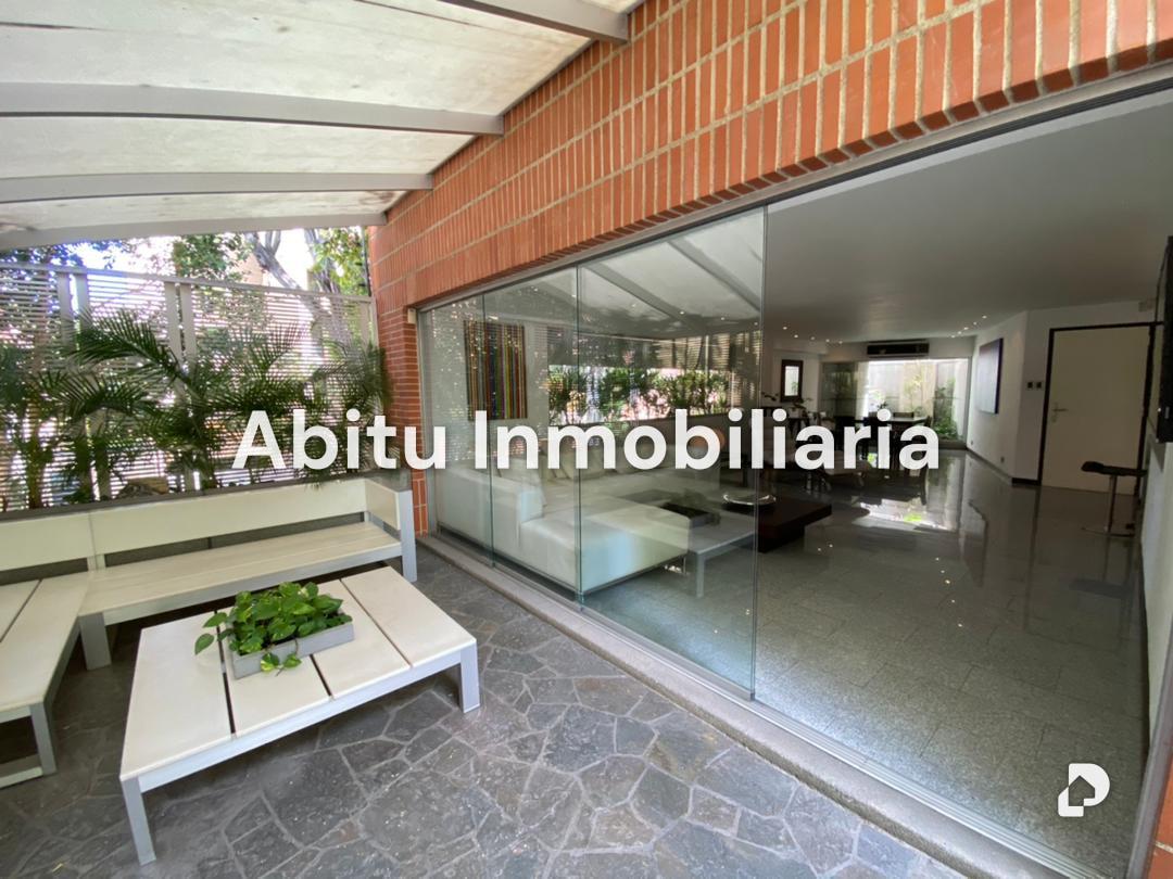 Apartment in Campo Alegre, Caracas – 2