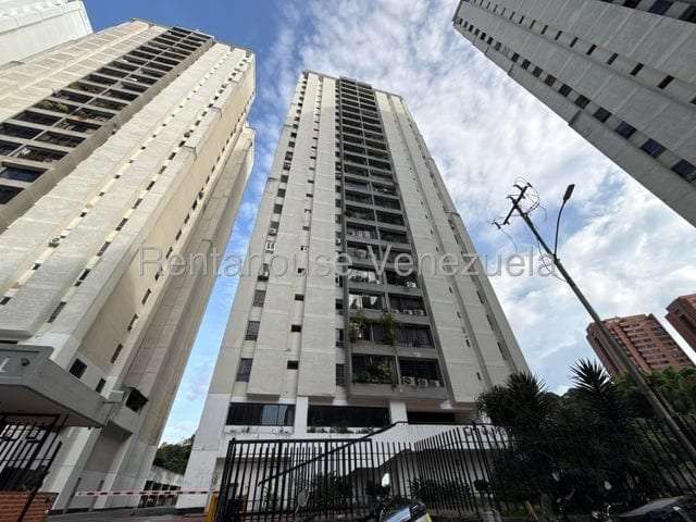 Apartamento en El Cigarral, Caracas - 1