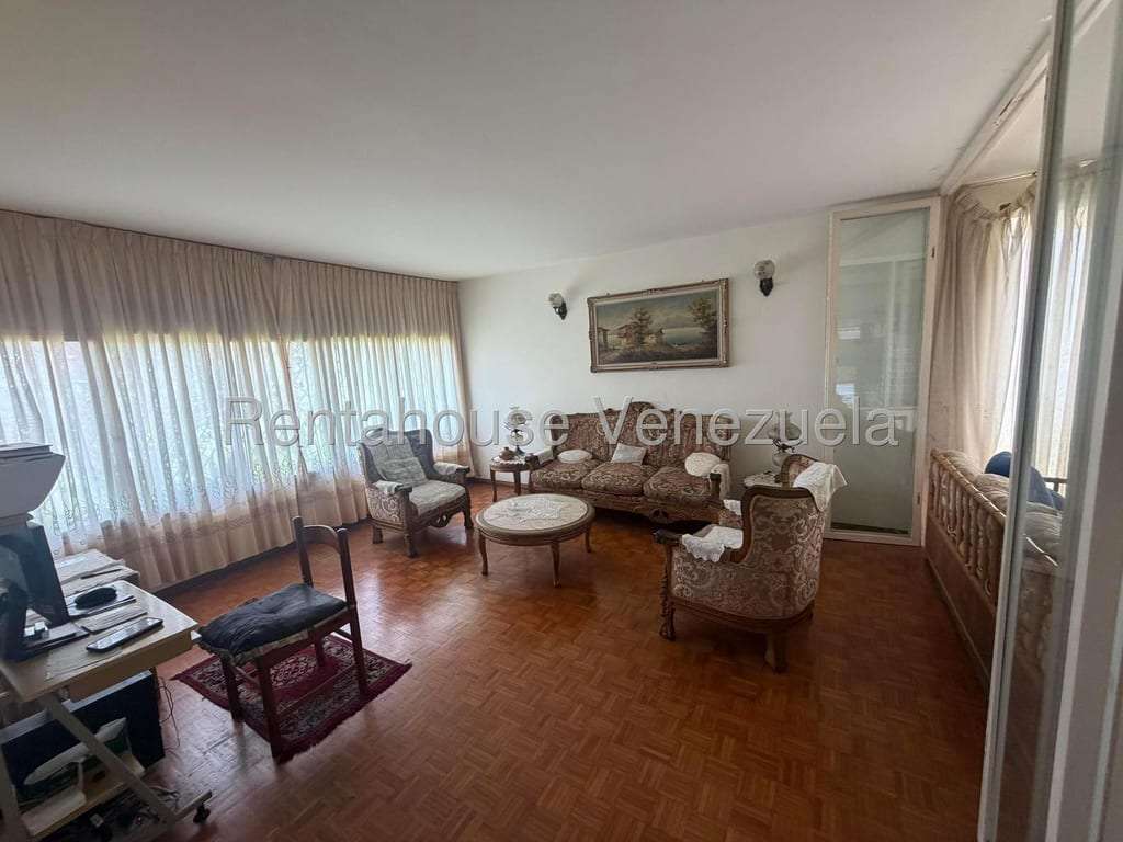 Casa en Lomas de La Lagunita, Caracas