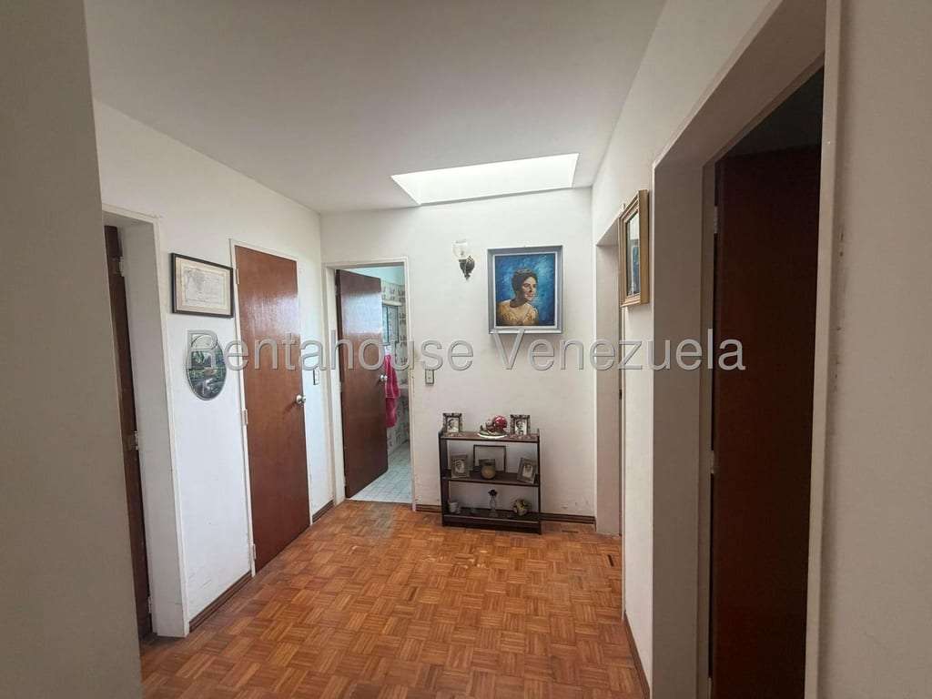 Casa en Lomas de La Lagunita, Caracas
