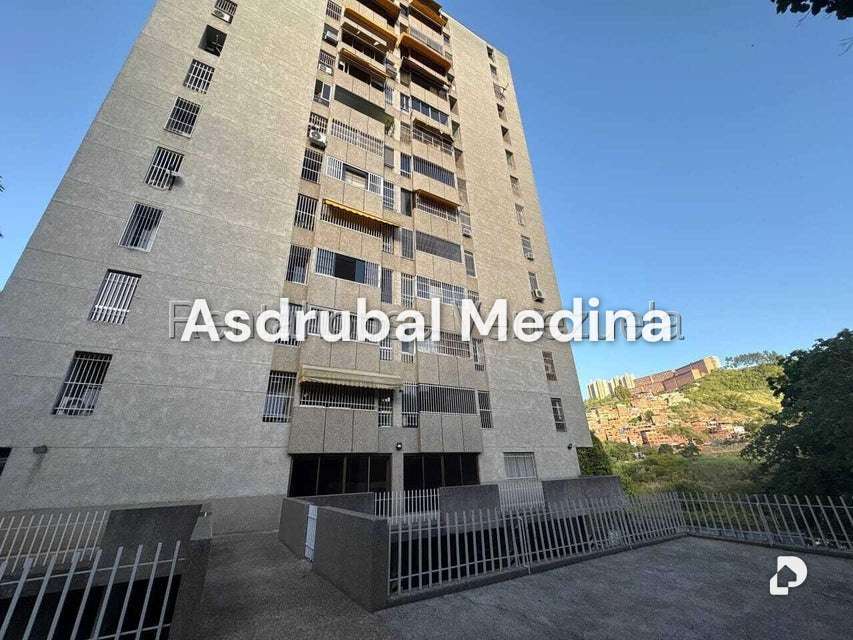 Apartamento en Santa Fe Sur, Caracas – 1
