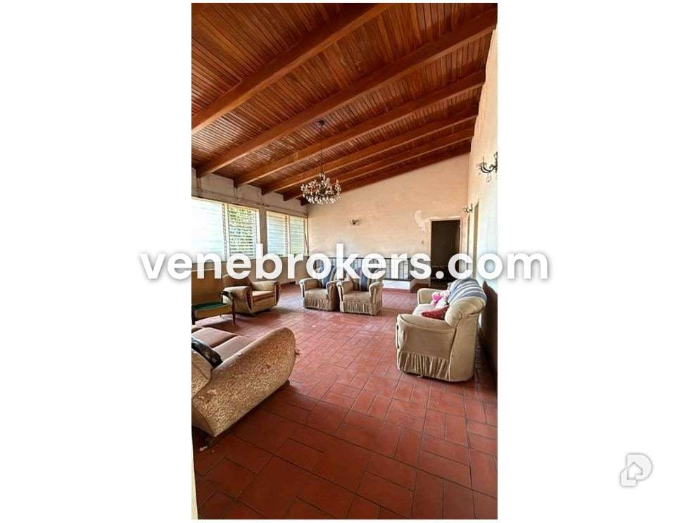 Casa en Prados del Este, Caracas – 12