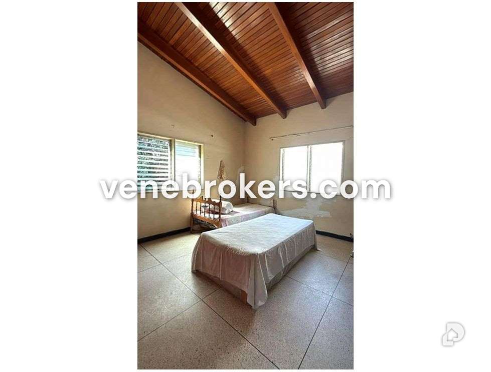 Casa en Prados del Este, Caracas – 13