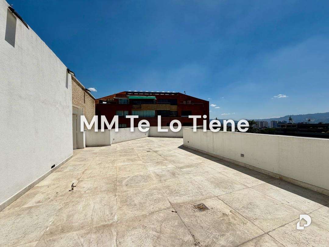 Apartamento en Los Palos Grandes, Caracas – 23