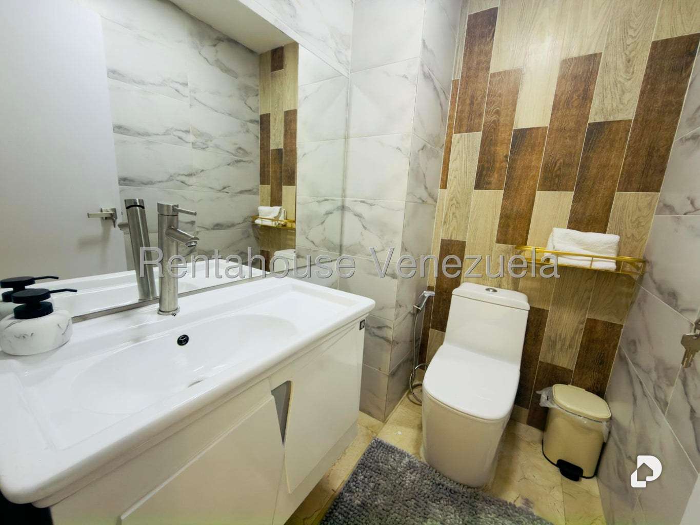 Apartamento en Los Naranjos de las Mercedes, Caracas – 18