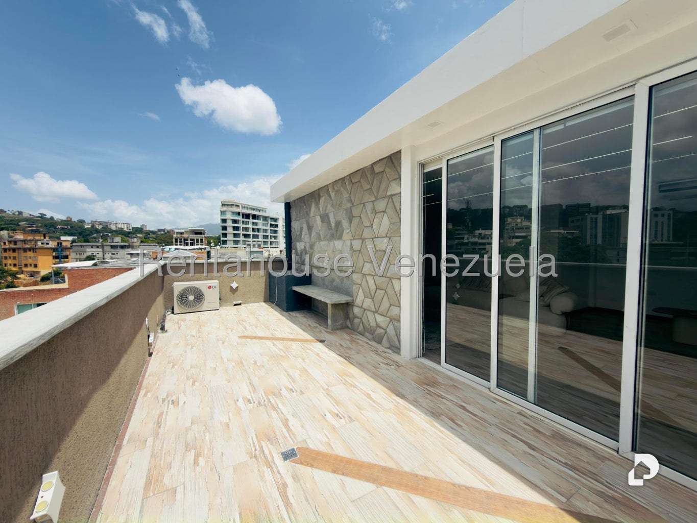 Apartamento en Los Naranjos de las Mercedes, Caracas – 21