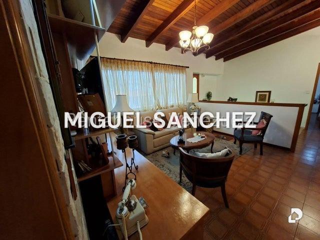 Casa en Lomas de Prados del Este, Caracas – 5