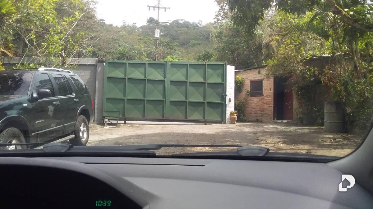 Land in Oripoto, Caracas – 1
