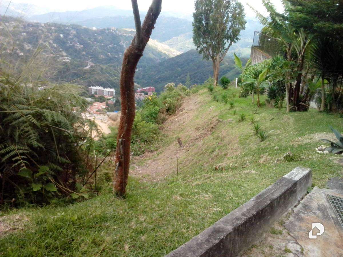 Land in Oripoto, Caracas – 3