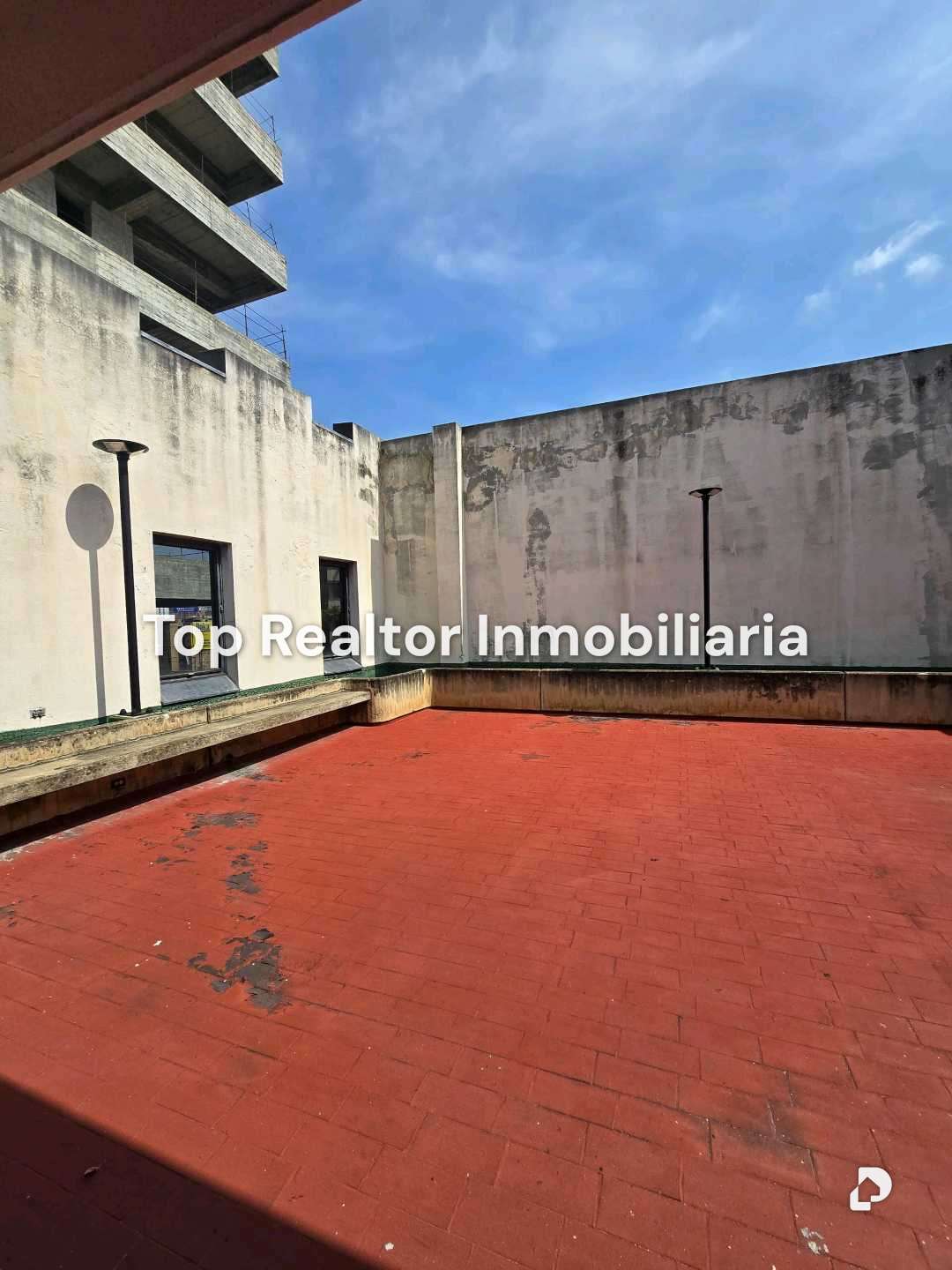 Oficina en El Rosal, Caracas – 30