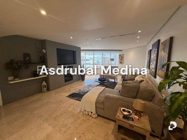 Apartamento en Altamira, Caracas – 3