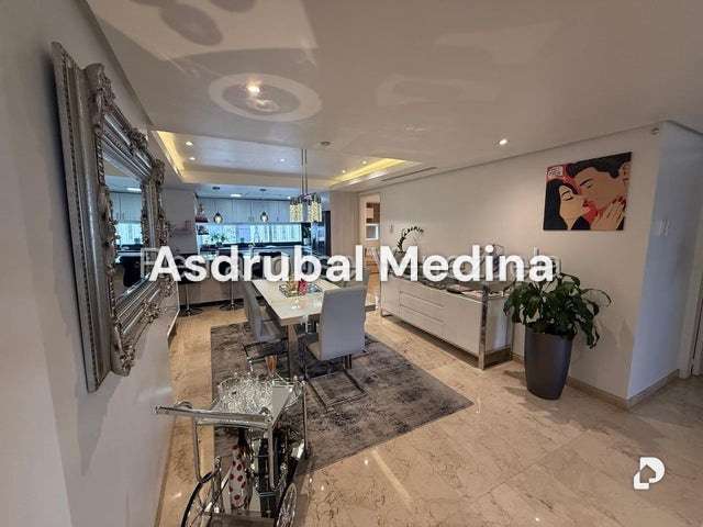 Apartamento en Altamira, Caracas – 2