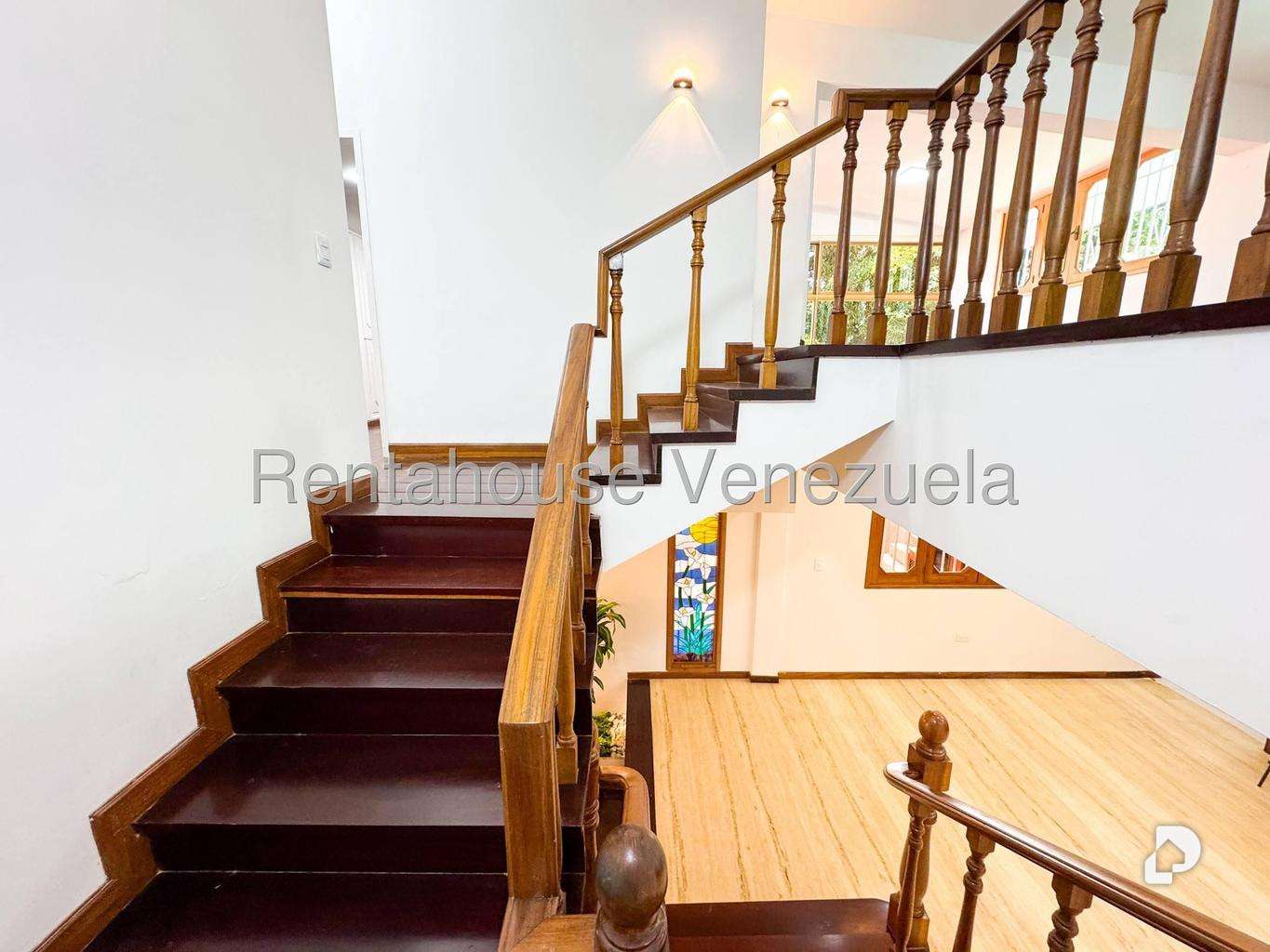 Casa en Prados del Este, Caracas – 30
