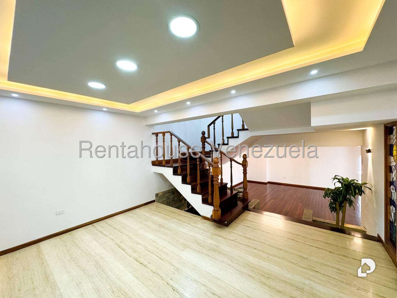 Casa en Prados del Este, Caracas – 24