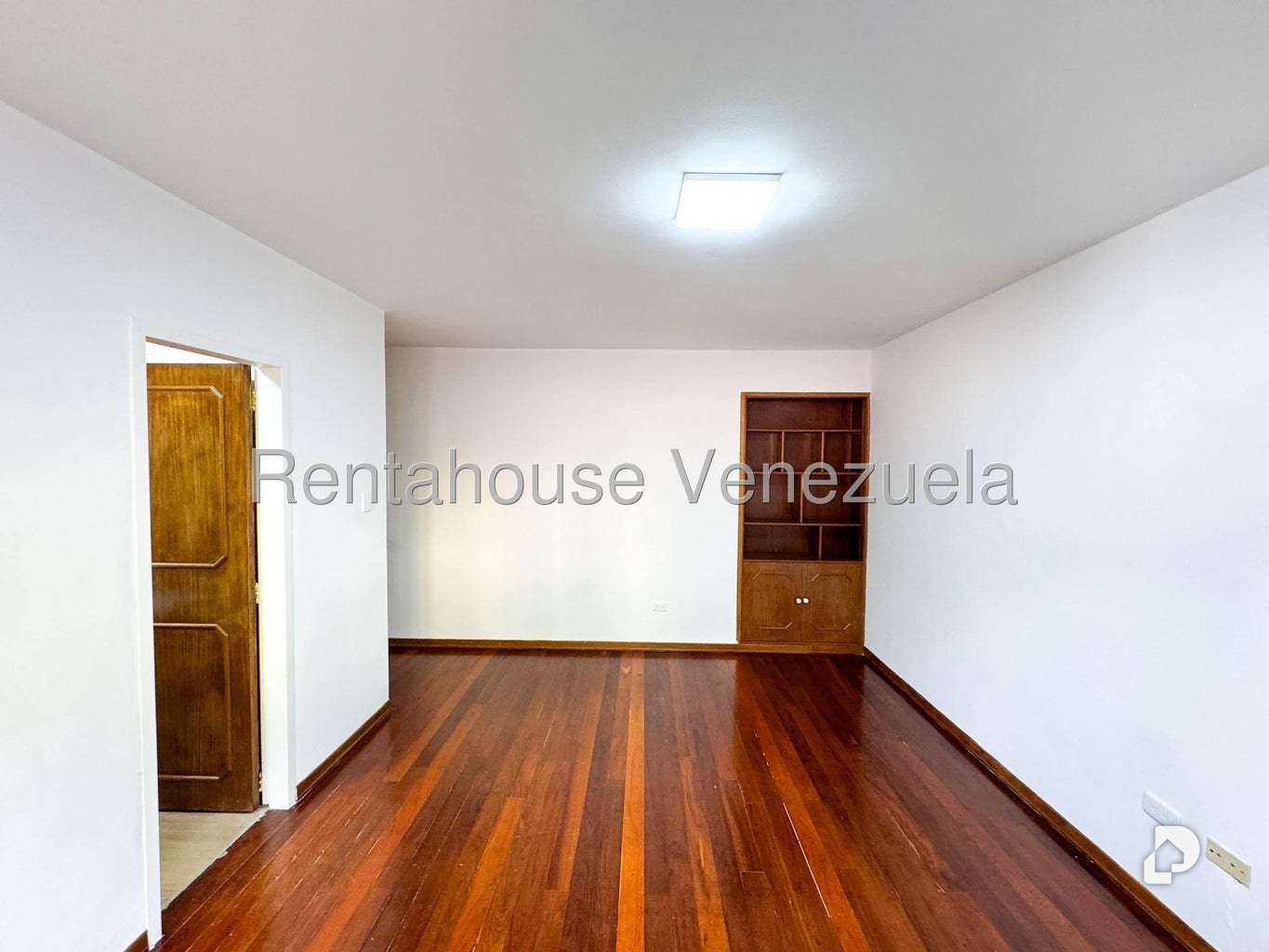 Casa en Prados del Este, Caracas – 19