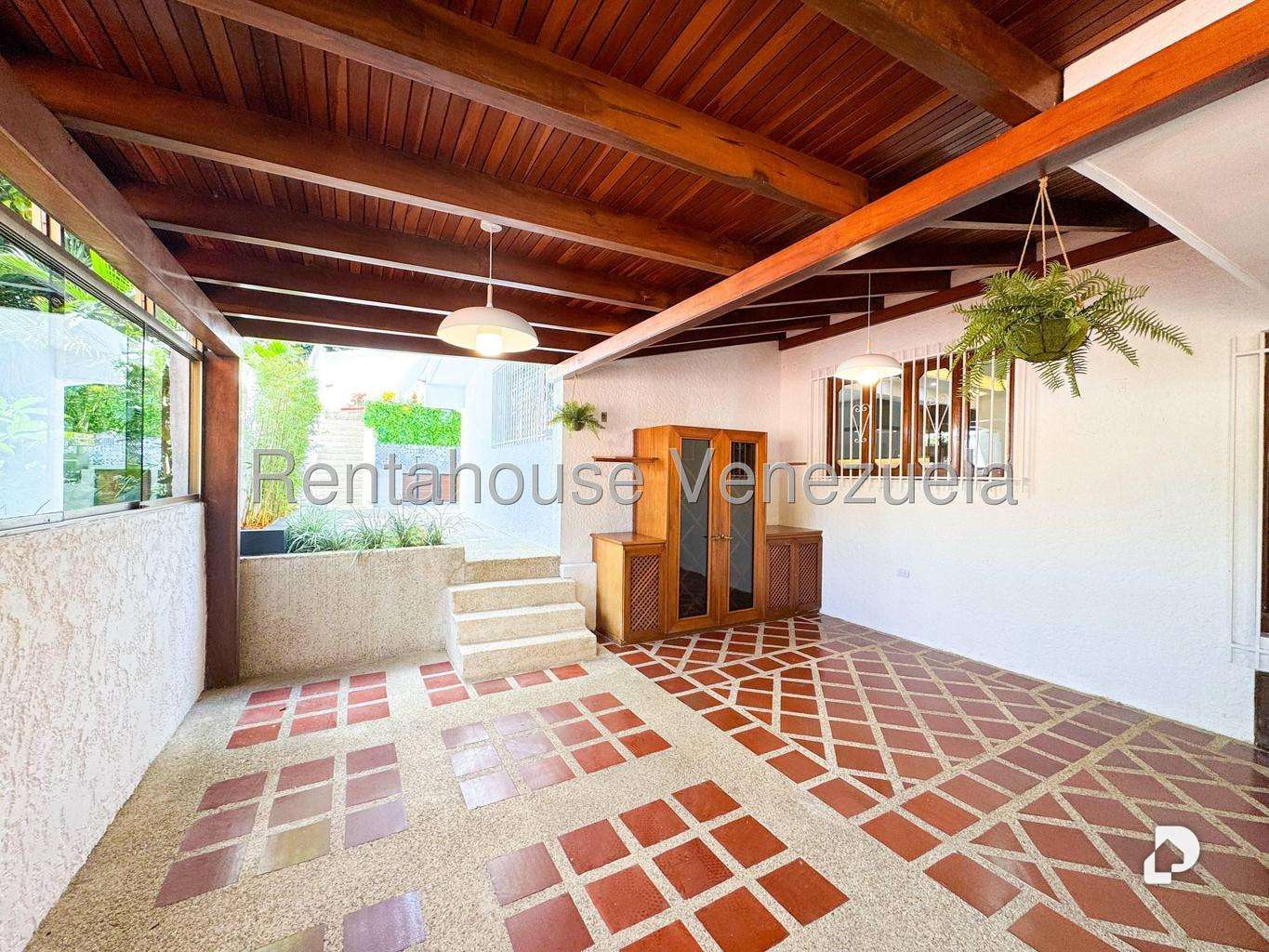 Casa en Prados del Este, Caracas – 64