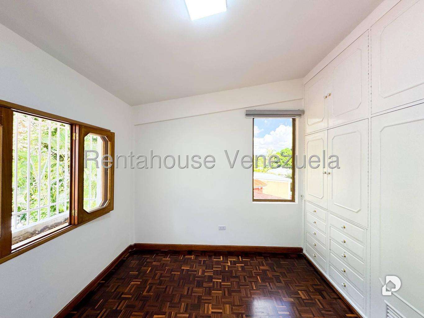 Casa en Prados del Este, Caracas – 51